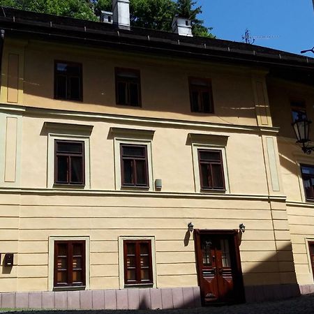 Apartman Pri Lyceu Banska Stiavnica Bagian luar foto
