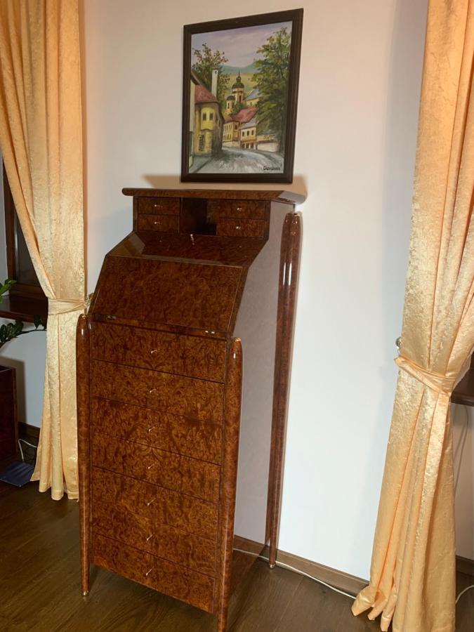 Apartman Pri Lyceu Banska Stiavnica Bagian luar foto
