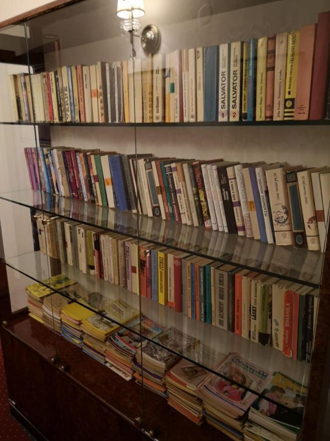 Apartman Pri Lyceu Banska Stiavnica Bagian luar foto